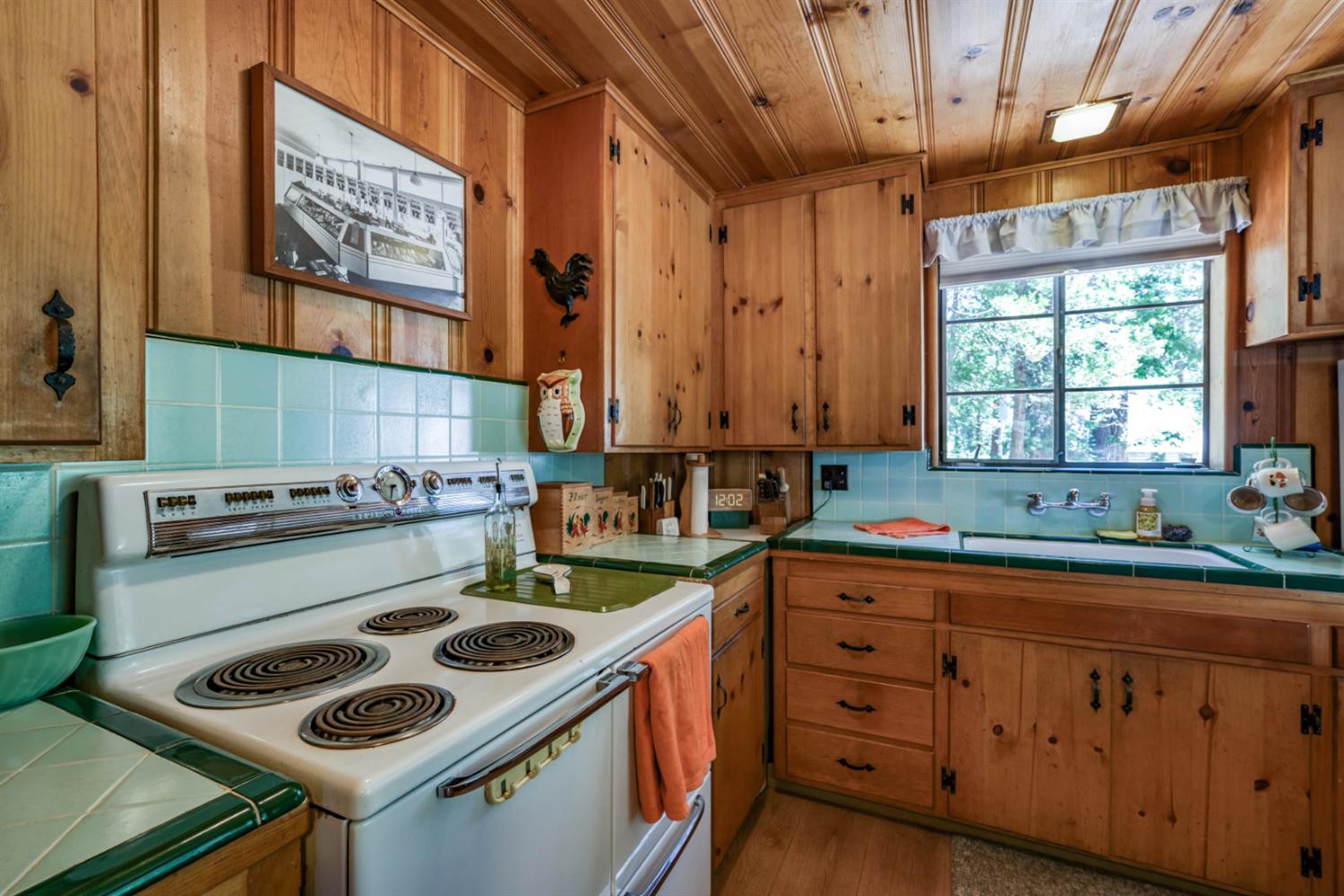 41760 Sparrow Rd, Shaver Lake, CA 93664