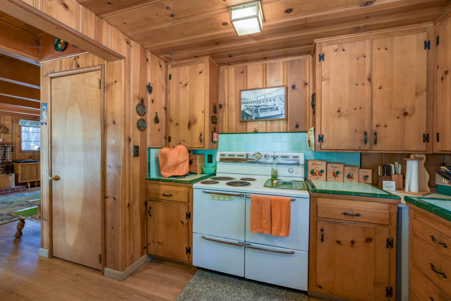 41760 Sparrow Rd, Shaver Lake, CA 93664