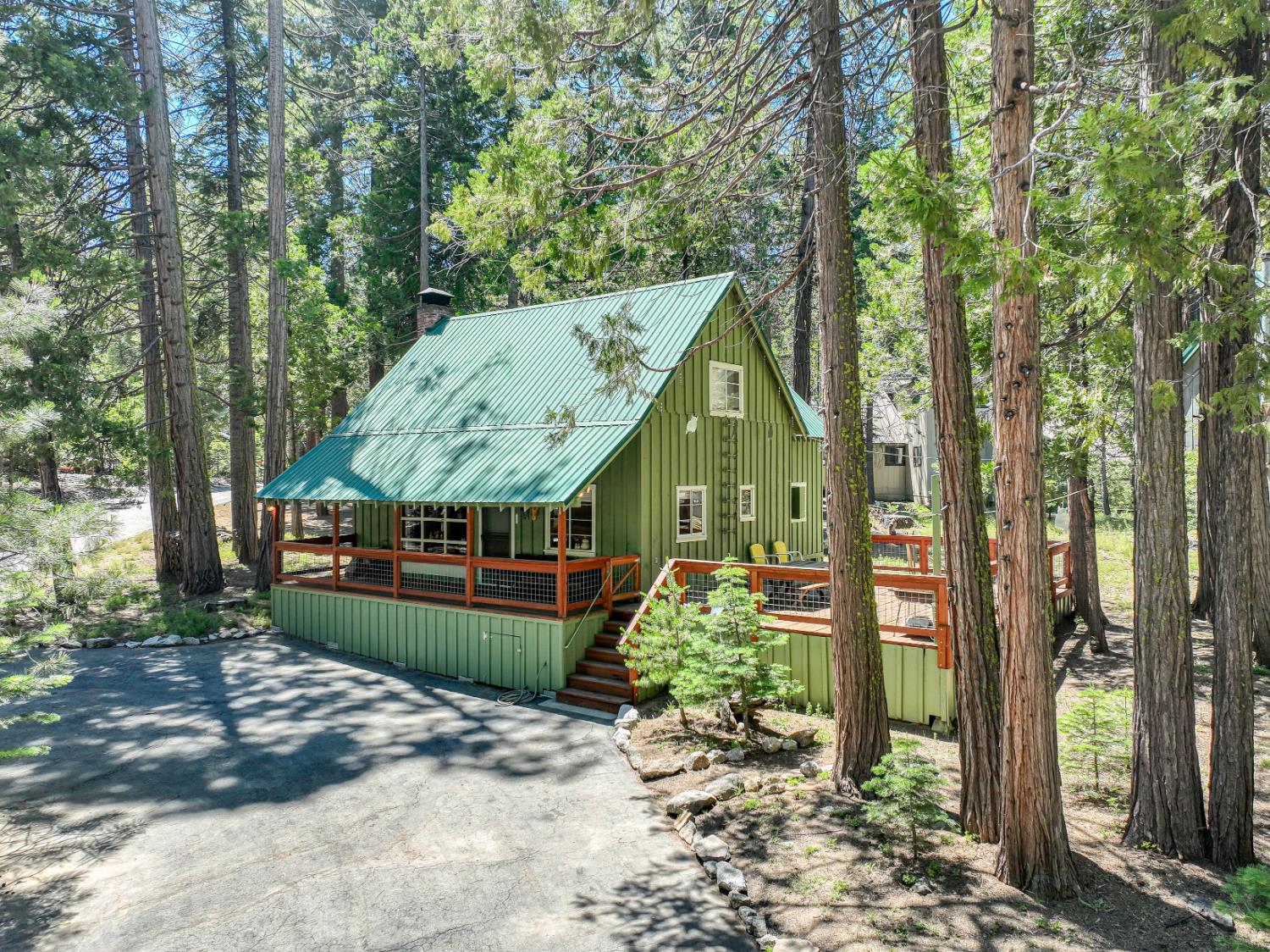 41760 Sparrow Rd, Shaver Lake, CA 93664
