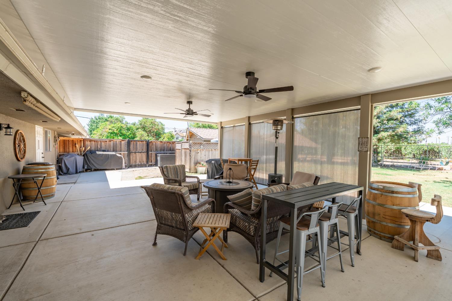 936 E Nebraska Ave, Dinuba, CA 93618