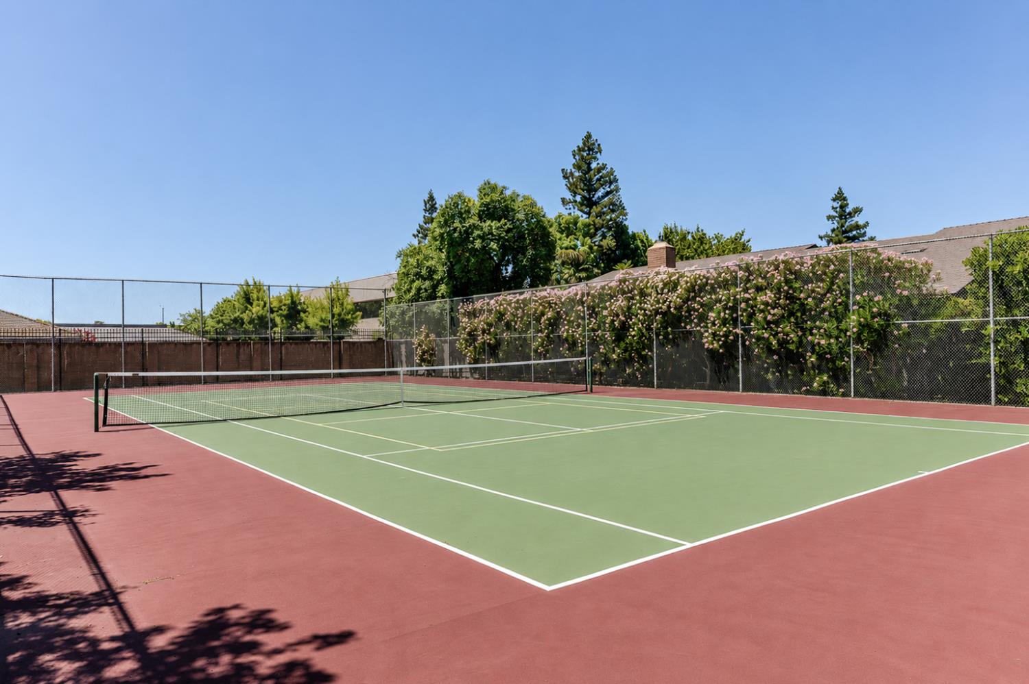 5031 N Van Ness Blvd, Fresno, CA 93711