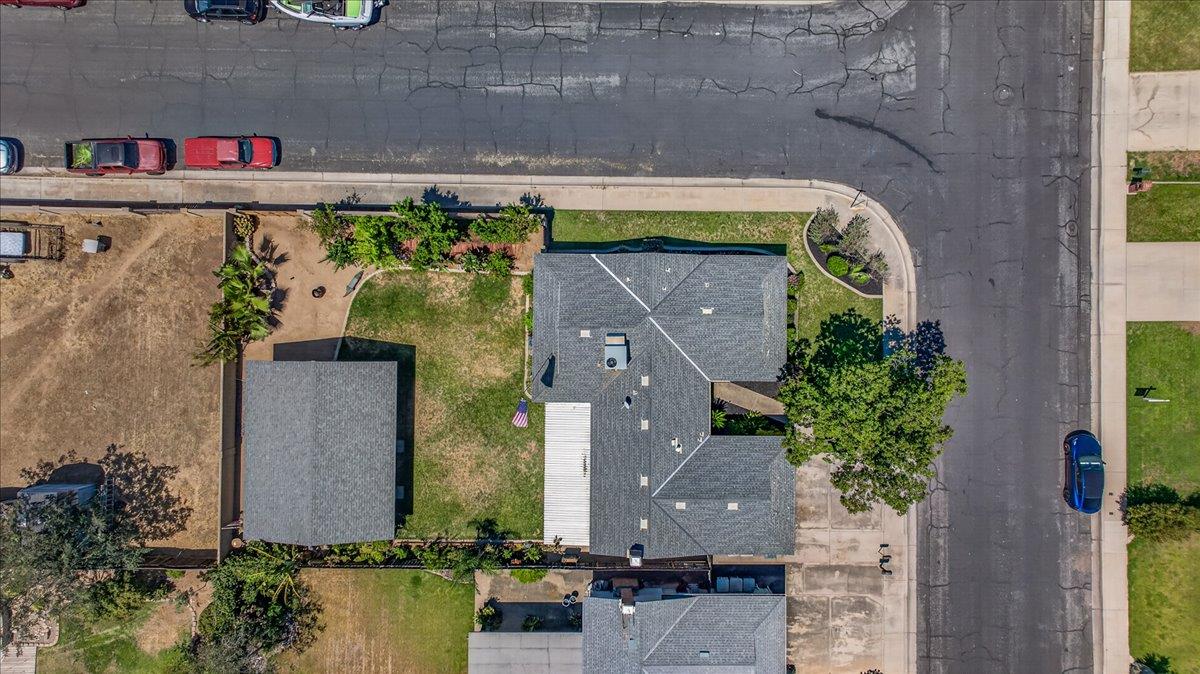 1726 Fairmont Ave, Clovis, CA 93611