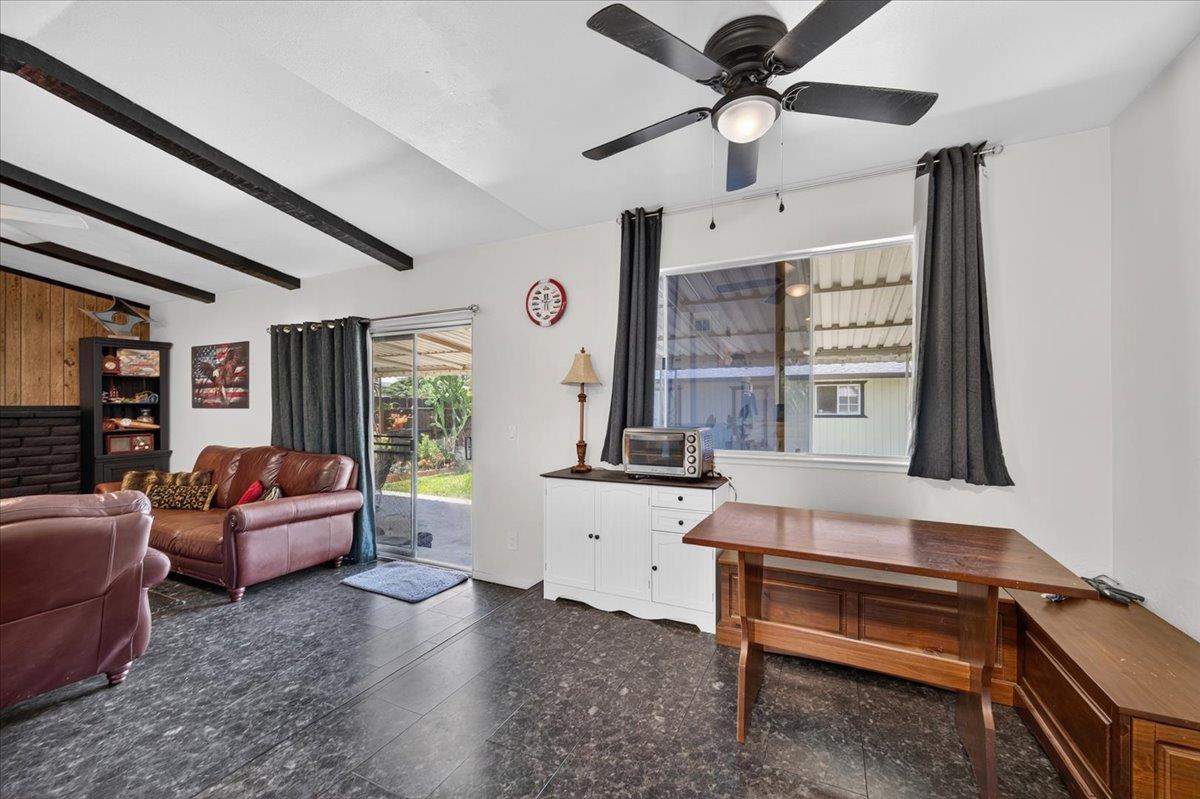 1726 Fairmont Ave, Clovis, CA 93611