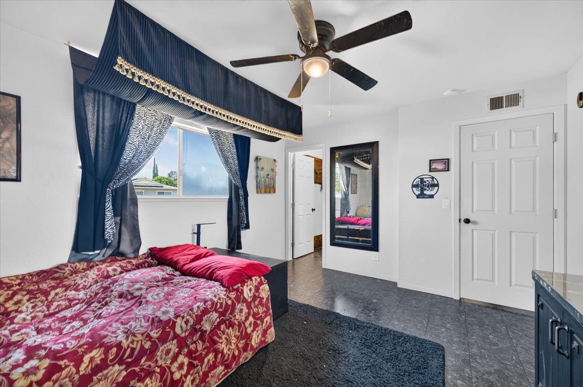 1726 Fairmont Ave, Clovis, CA 93611