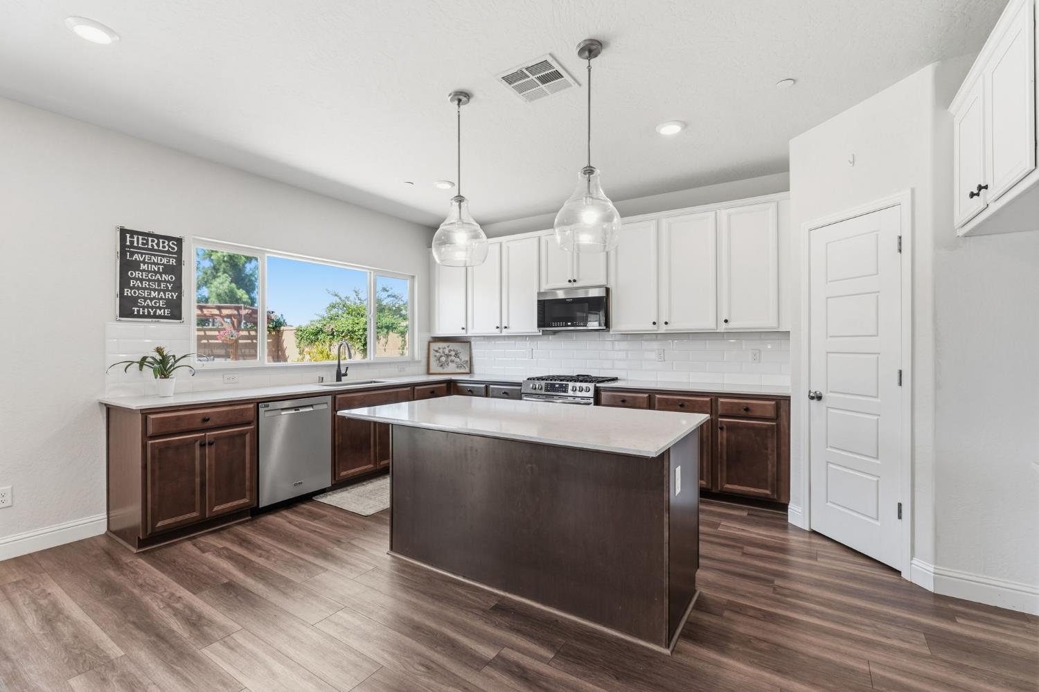 6366 E Ramona, Fresno, CA 93727