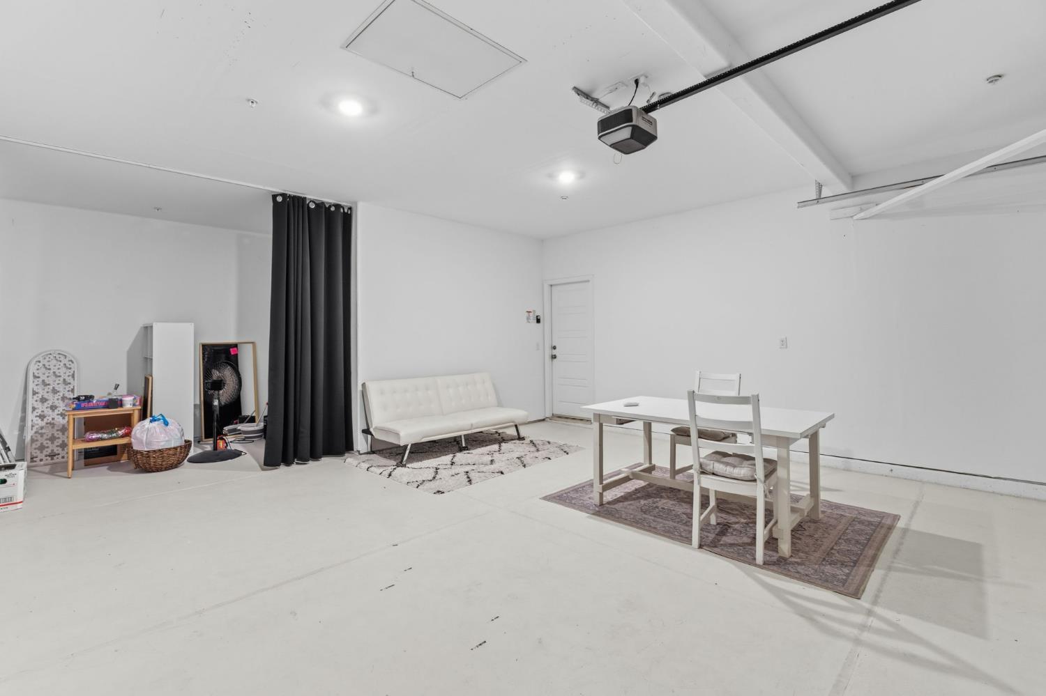 6366 E Ramona, Fresno, CA 93727