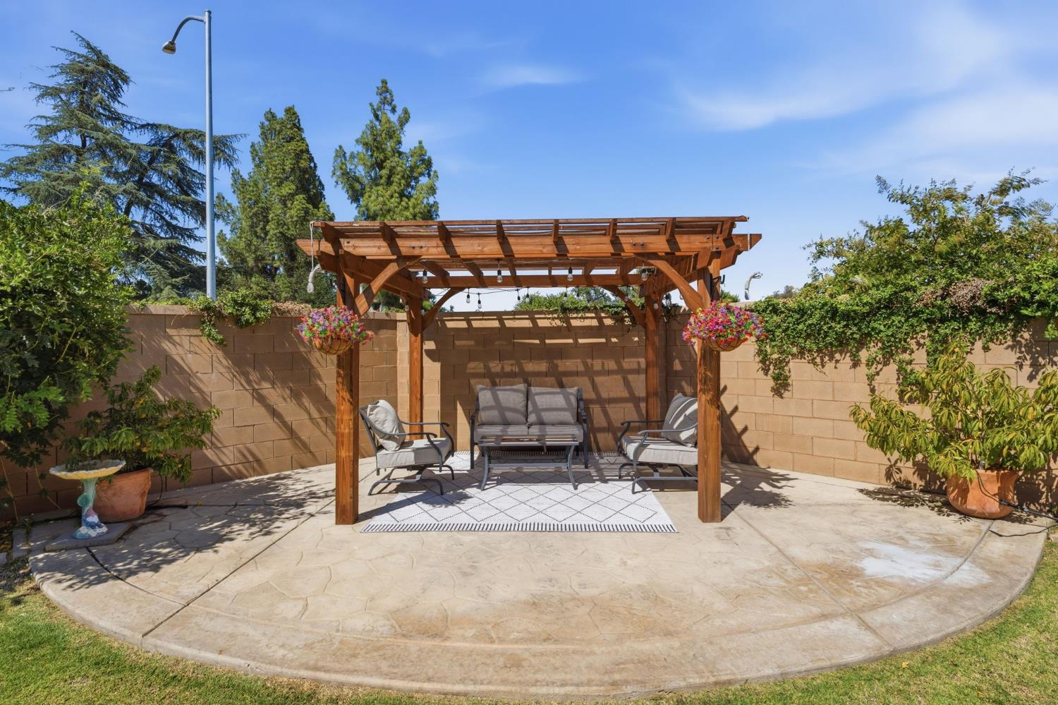 6366 E Ramona, Fresno, CA 93727