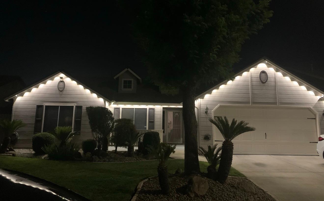 5373 W Dayton Ave, Fresno, CA 93722