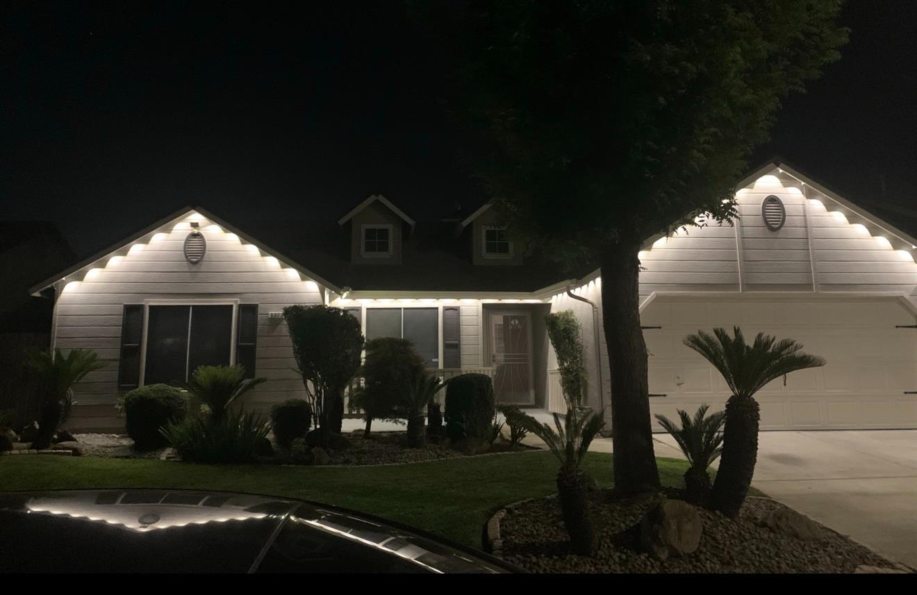 5373 W Dayton Ave, Fresno, CA 93722