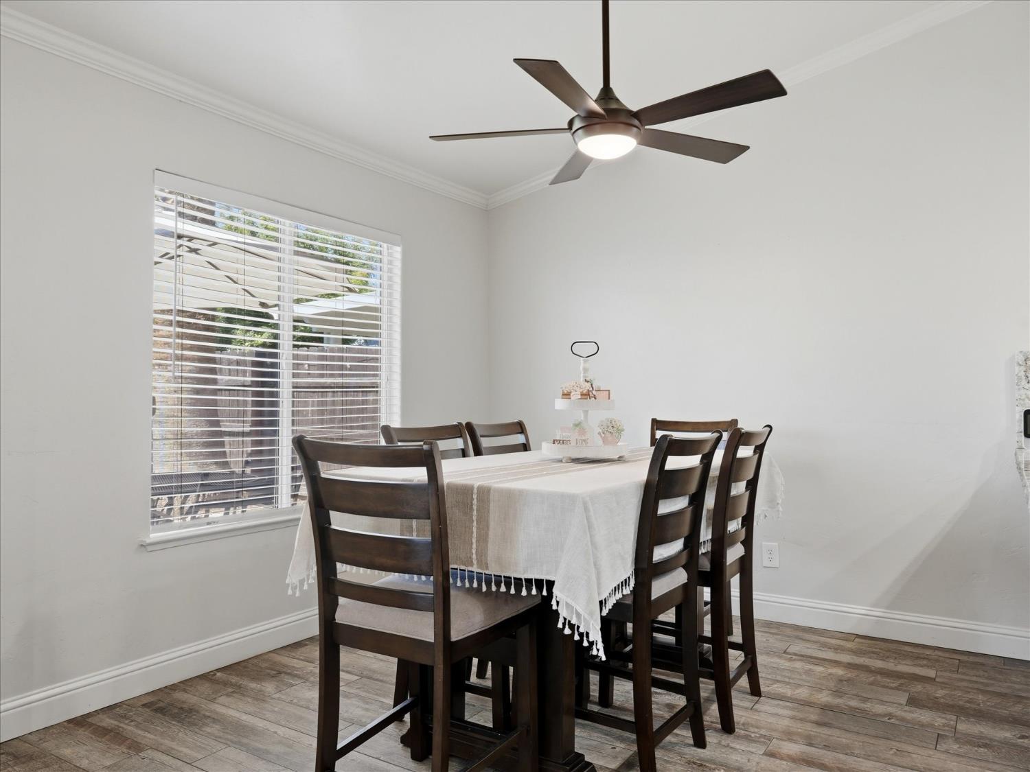 5373 W Dayton Ave, Fresno, CA 93722