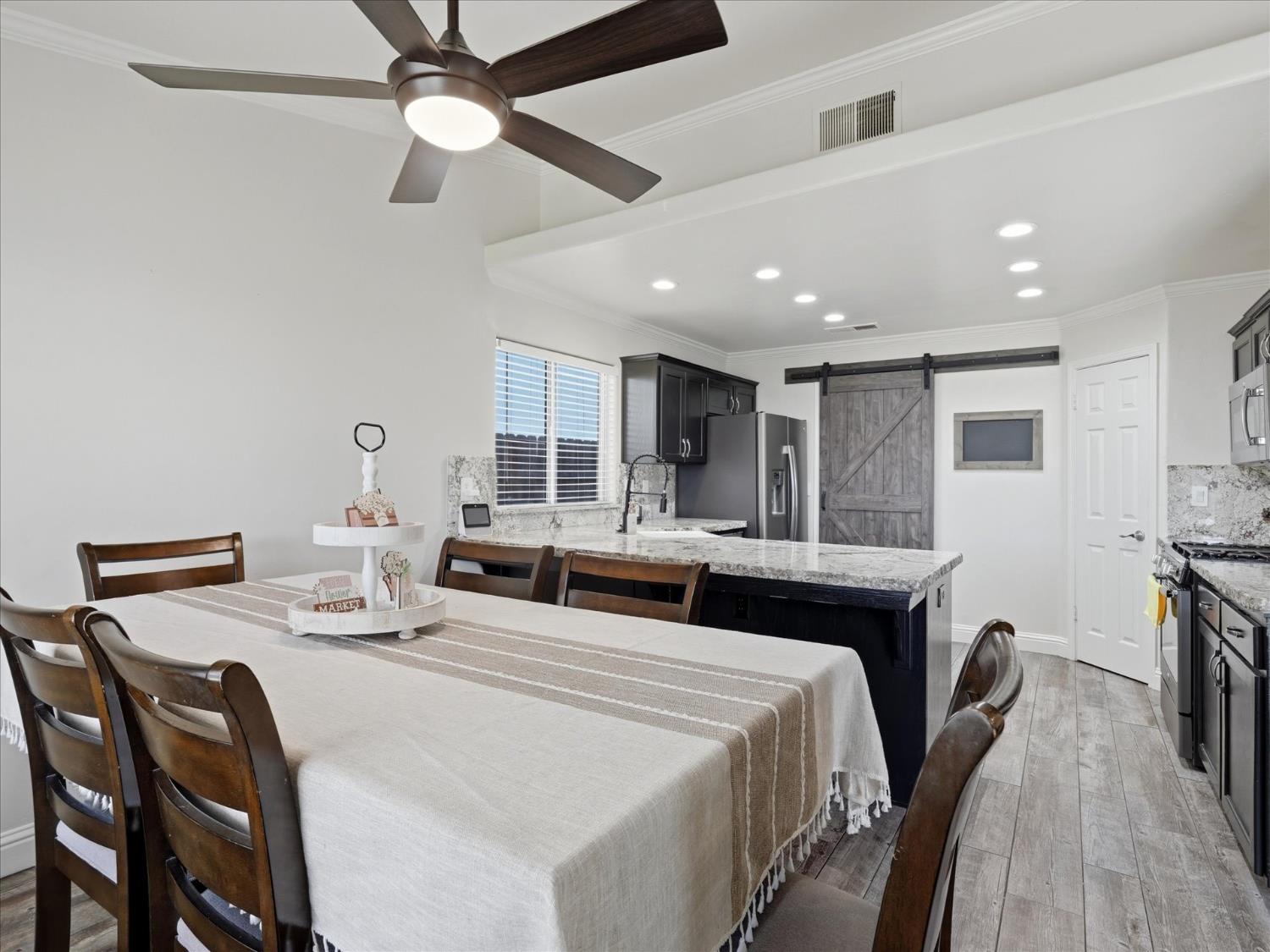 5373 W Dayton Ave, Fresno, CA 93722