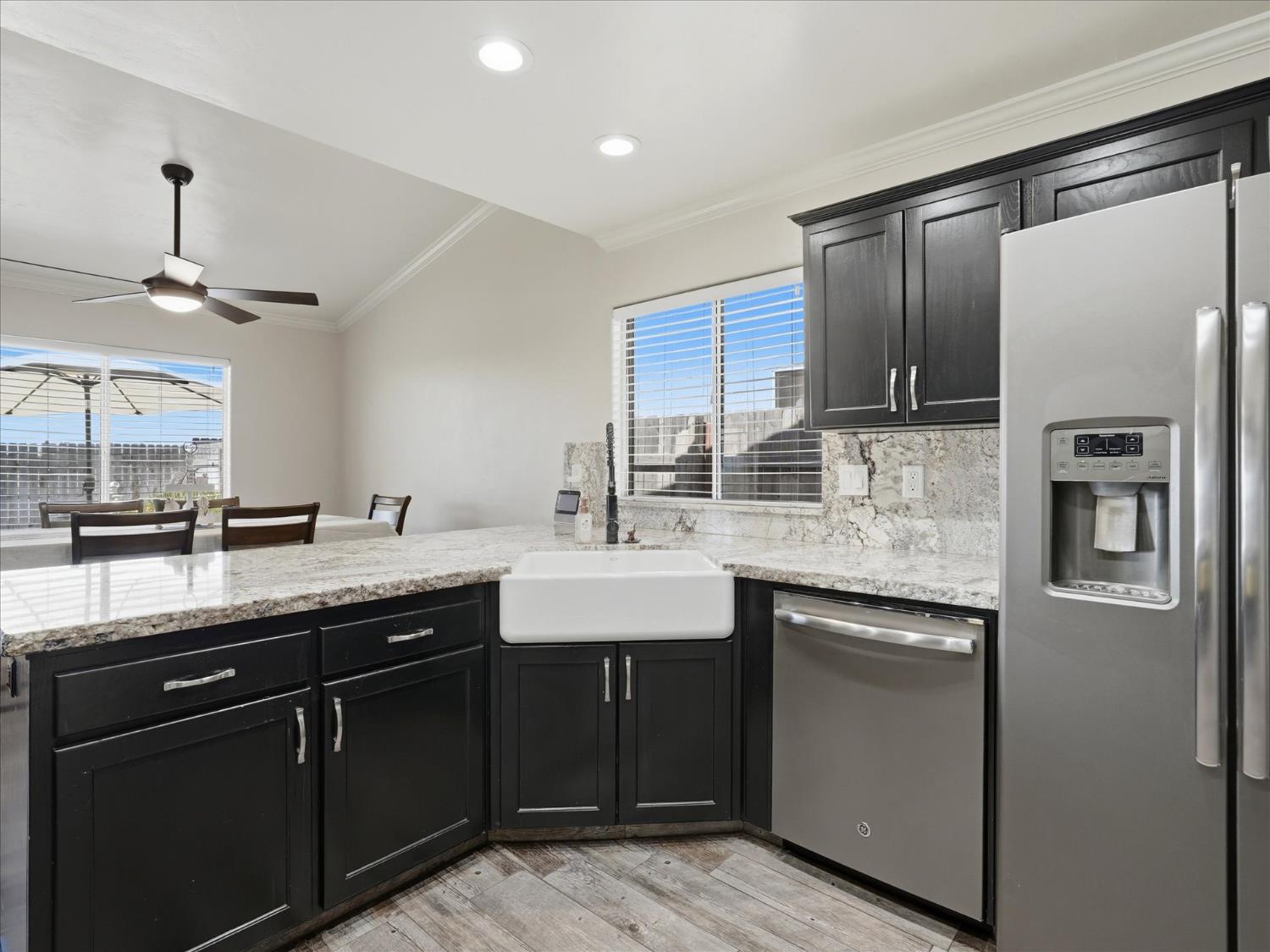 5373 W Dayton Ave, Fresno, CA 93722