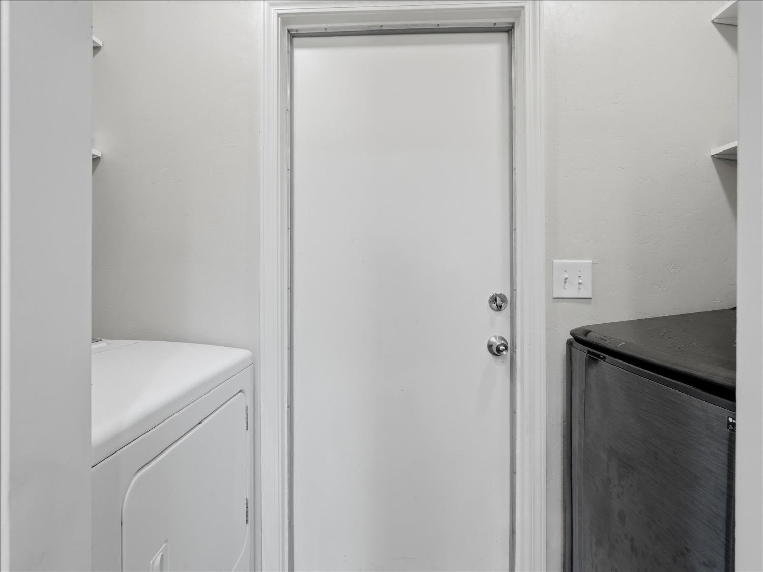 5373 W Dayton Ave, Fresno, CA 93722