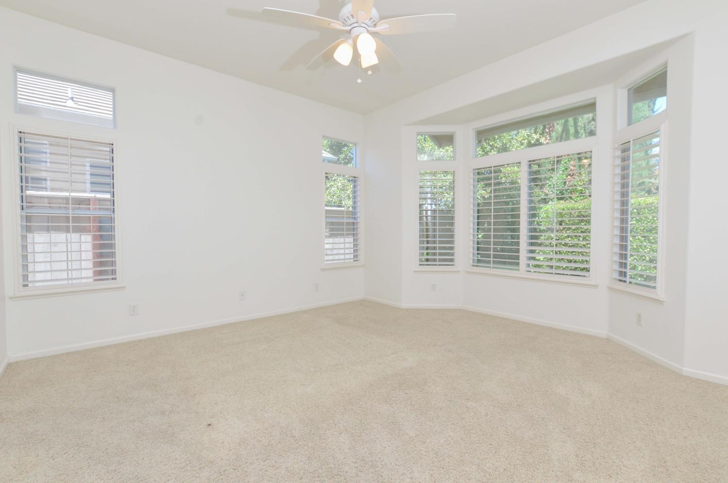 5174 N Via Trevi, Fresno, CA 93711