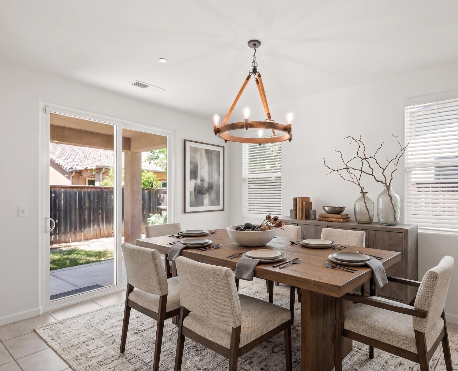 4121 Chessa Ln, Clovis, CA 93619