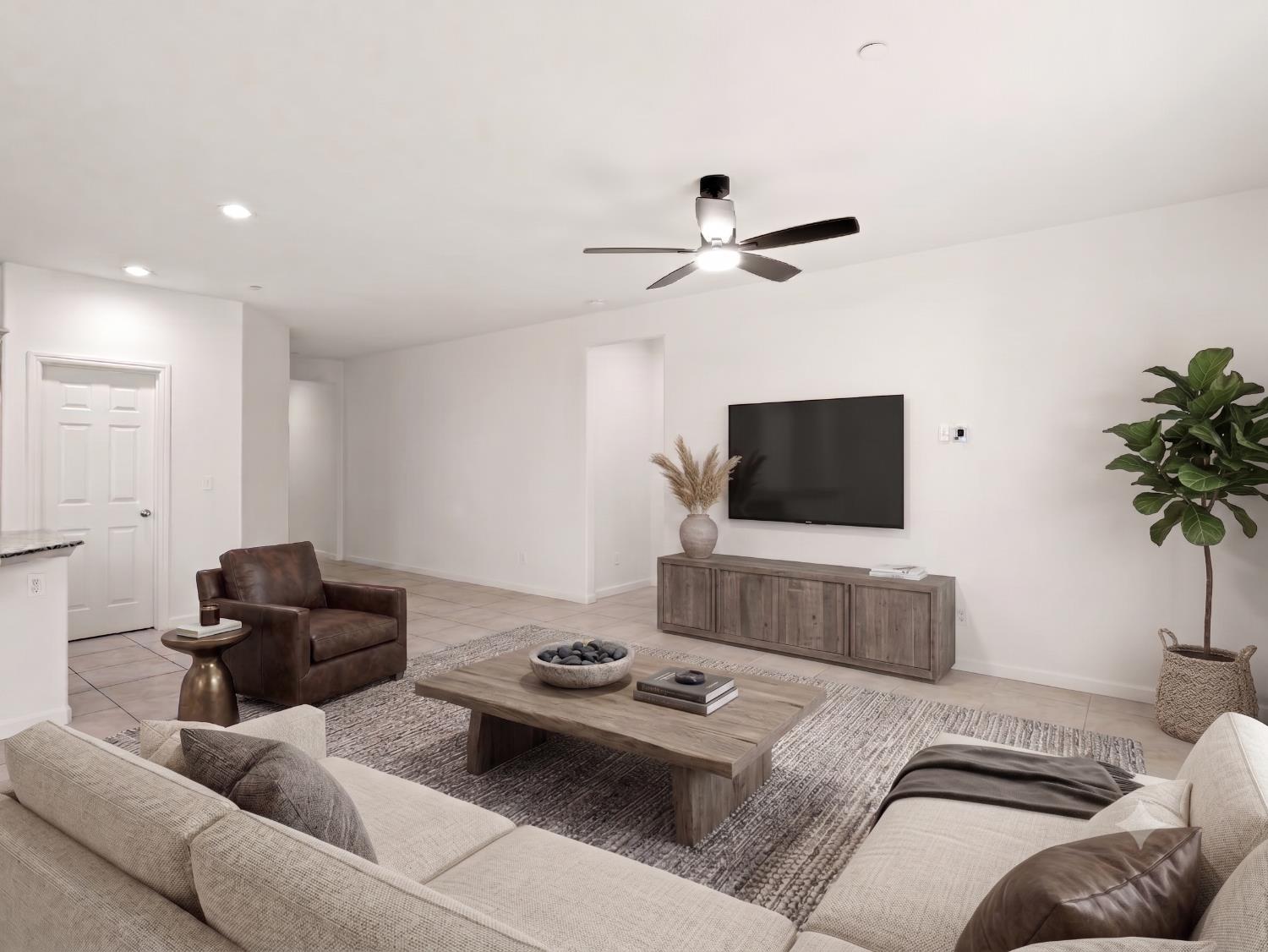 4121 Chessa Ln, Clovis, CA 93619