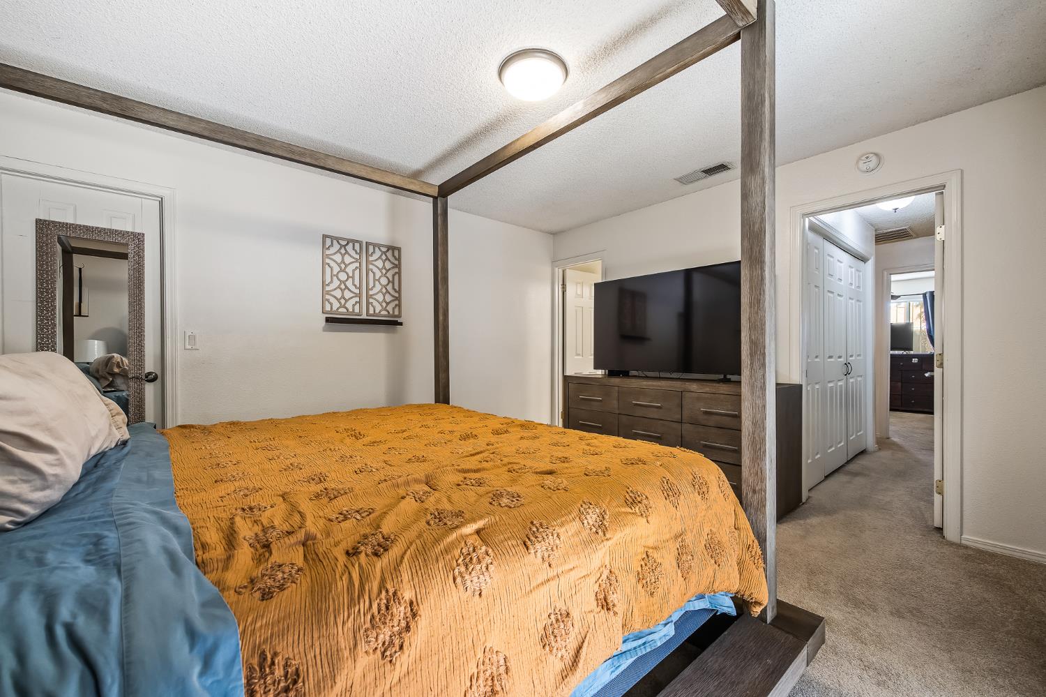 1250 E Shaw Ave #101, Fresno, CA 93710