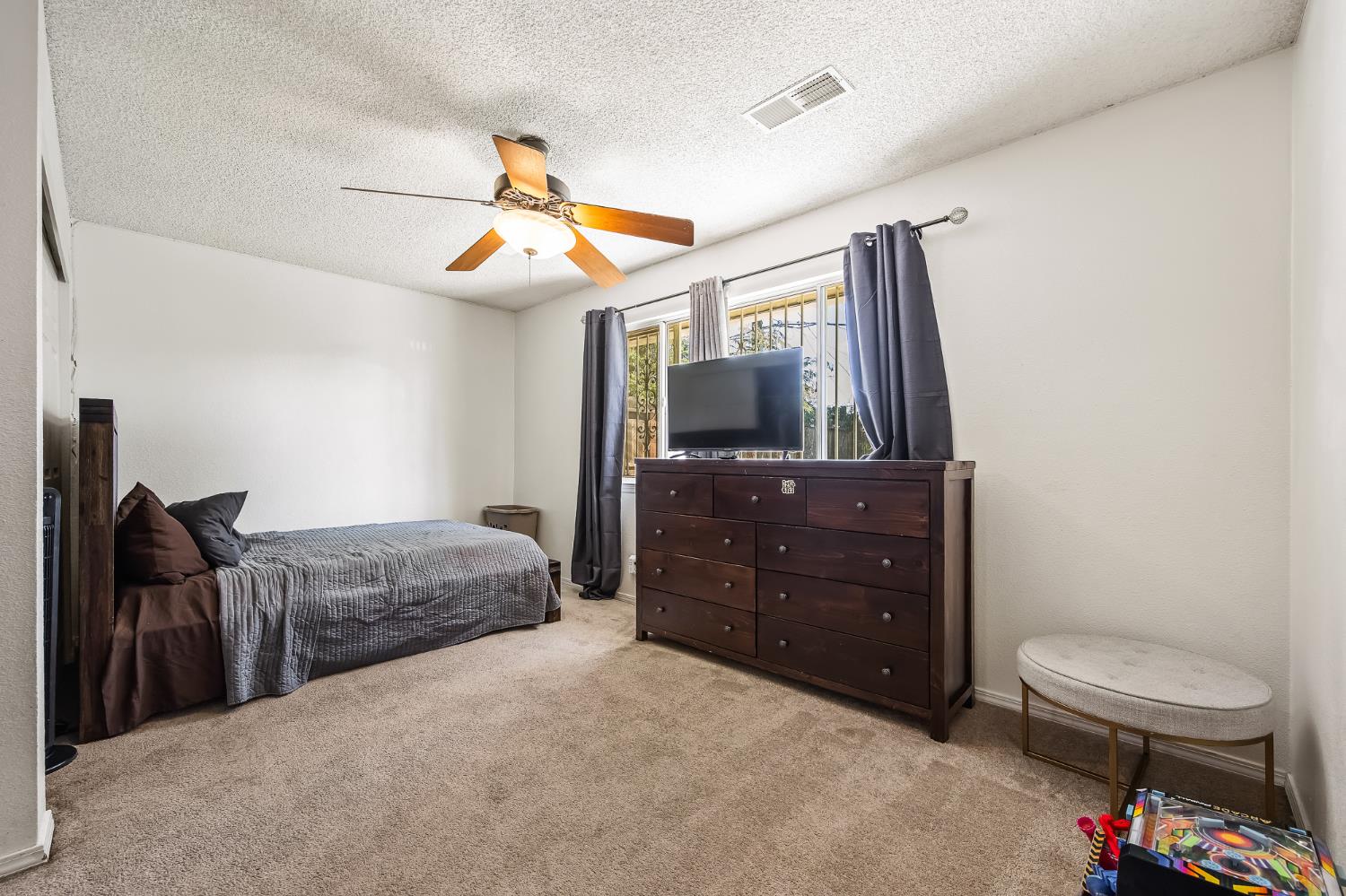 1250 E Shaw Ave #101, Fresno, CA 93710