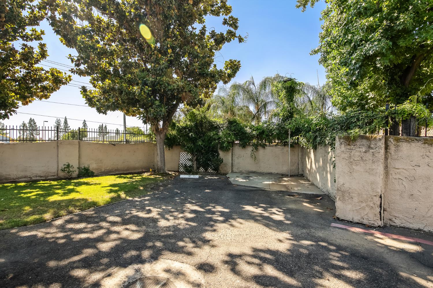 1250 E Shaw Ave #101, Fresno, CA 93710