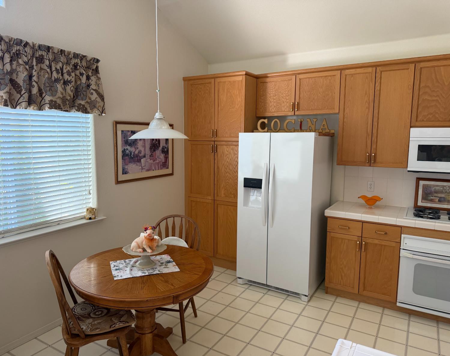 5783 W Decatur Ave, Fresno, CA 93722
