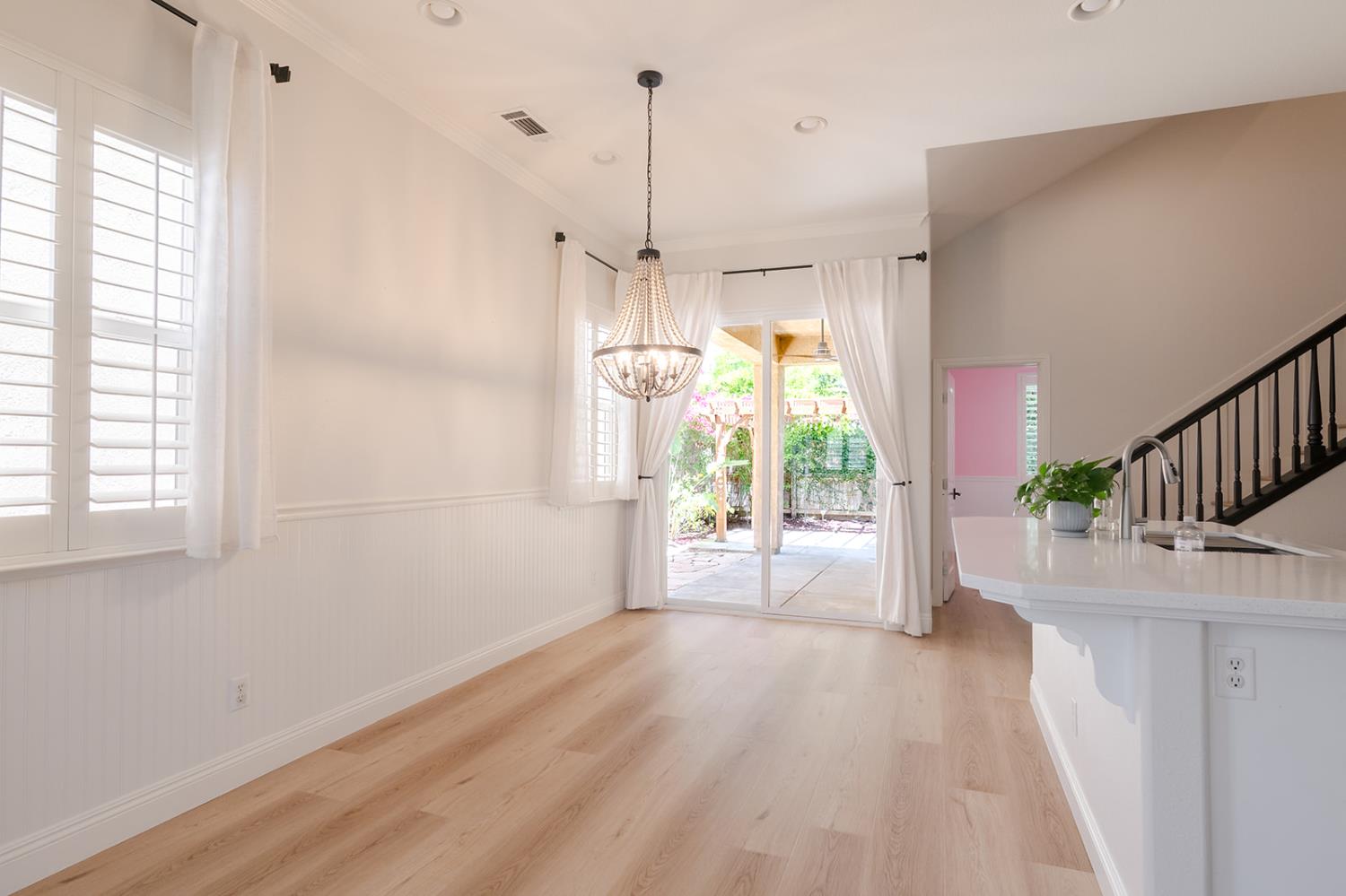 3637 Utah Ln, Clovis, CA 93619