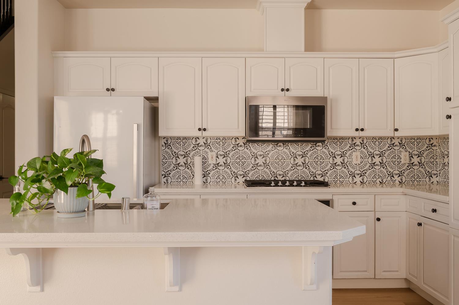 3637 Utah Ln, Clovis, CA 93619