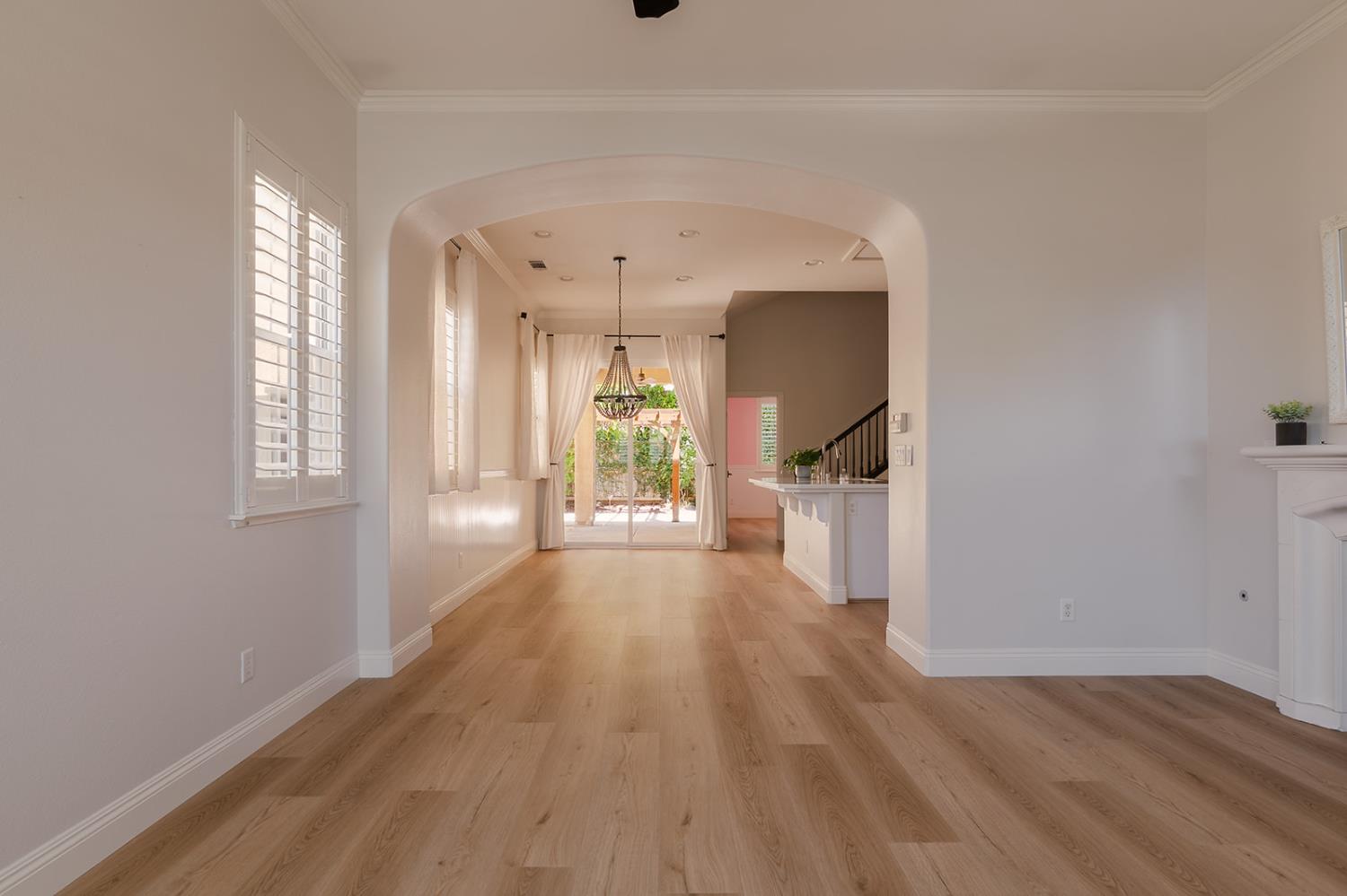3637 Utah Ln, Clovis, CA 93619