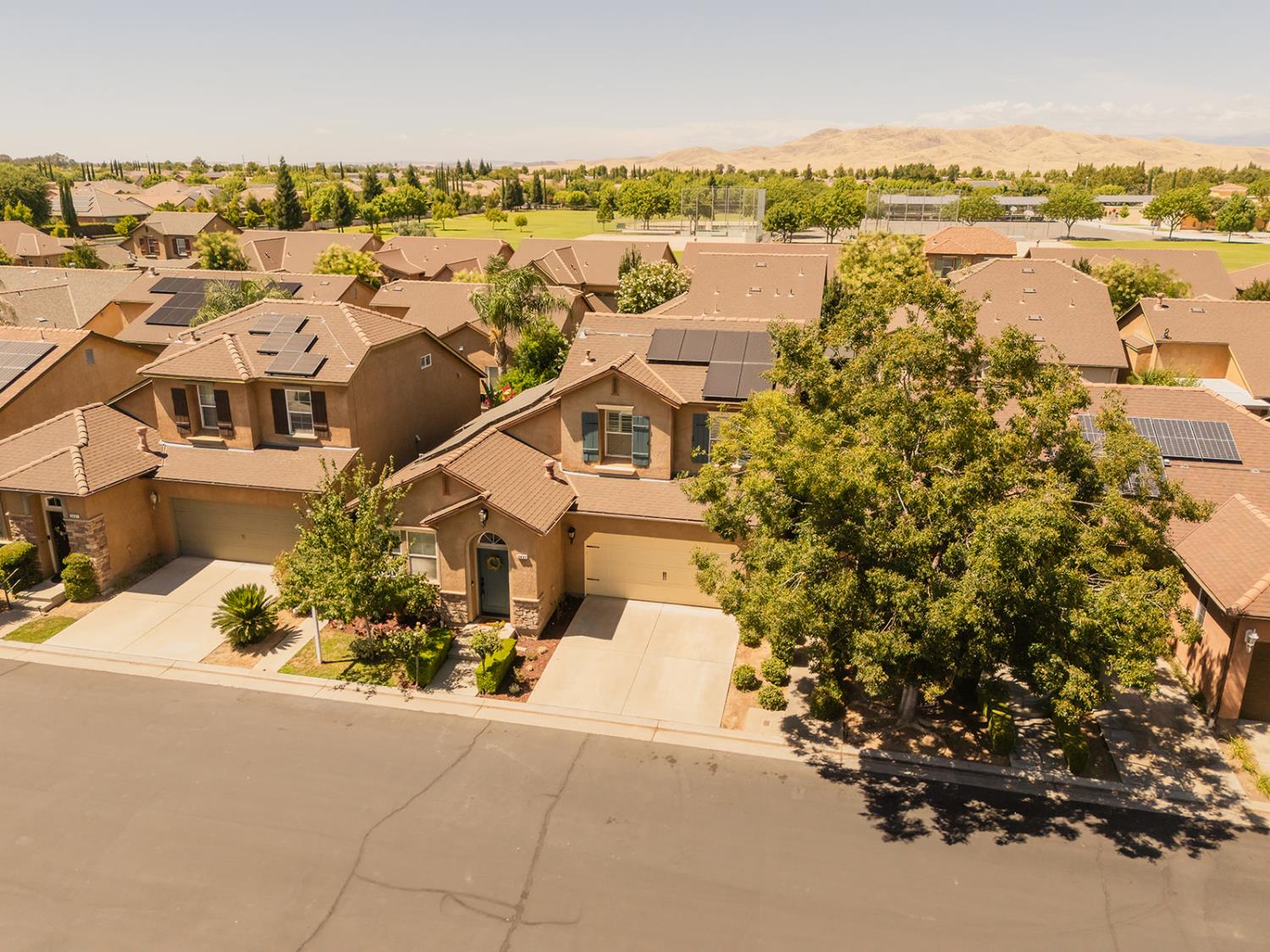 3637 Utah Ln, Clovis, CA 93619