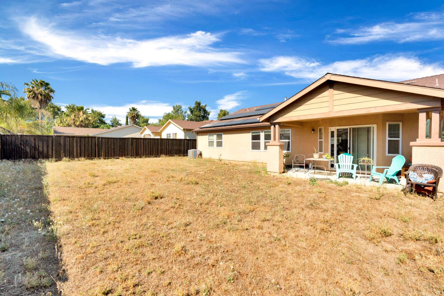 2364 S Rachel Ave, Fresno, CA 93725