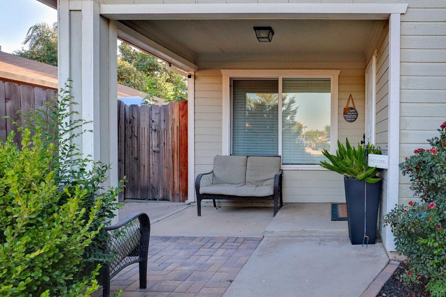 1021 12th Ave, Kingsburg, CA 93631