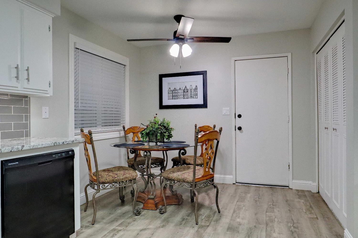 1021 12th Ave, Kingsburg, CA 93631