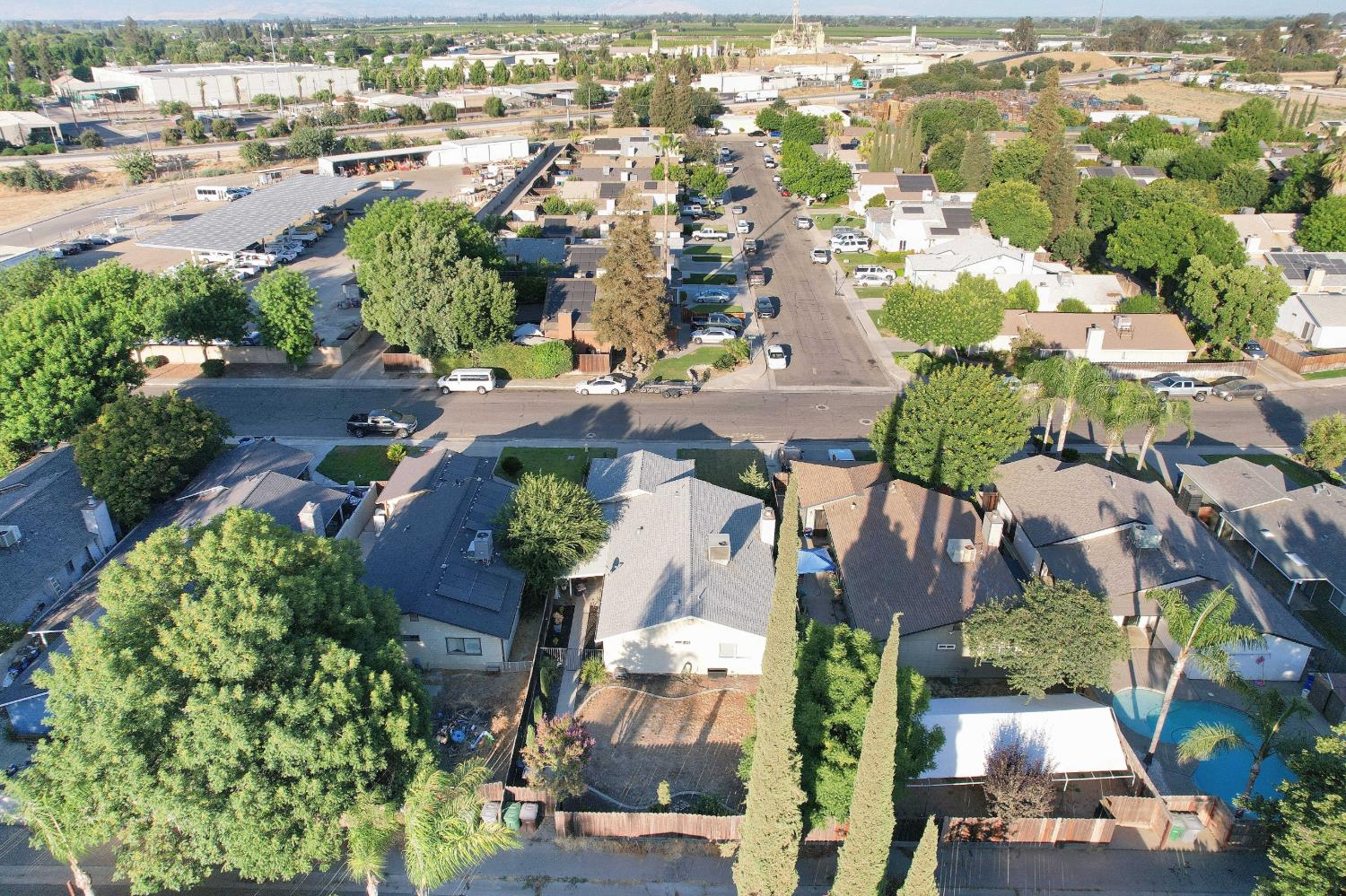 1021 12th Ave, Kingsburg, CA 93631