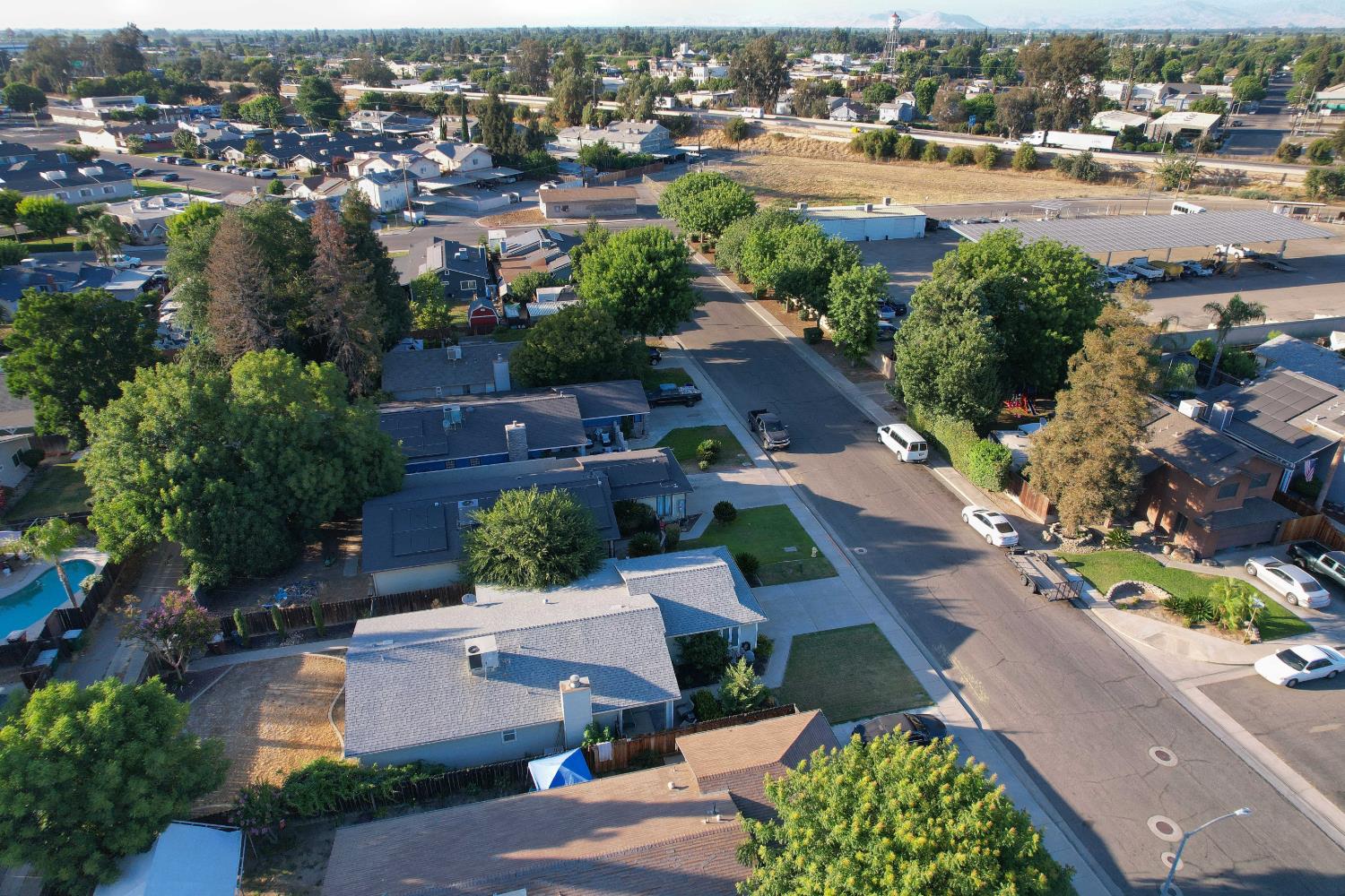 1021 12th Ave, Kingsburg, CA 93631