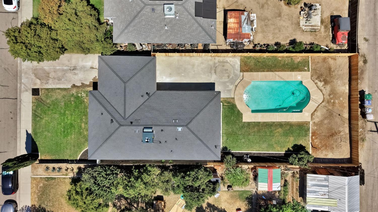 15431 W E St, Kerman, CA 93630