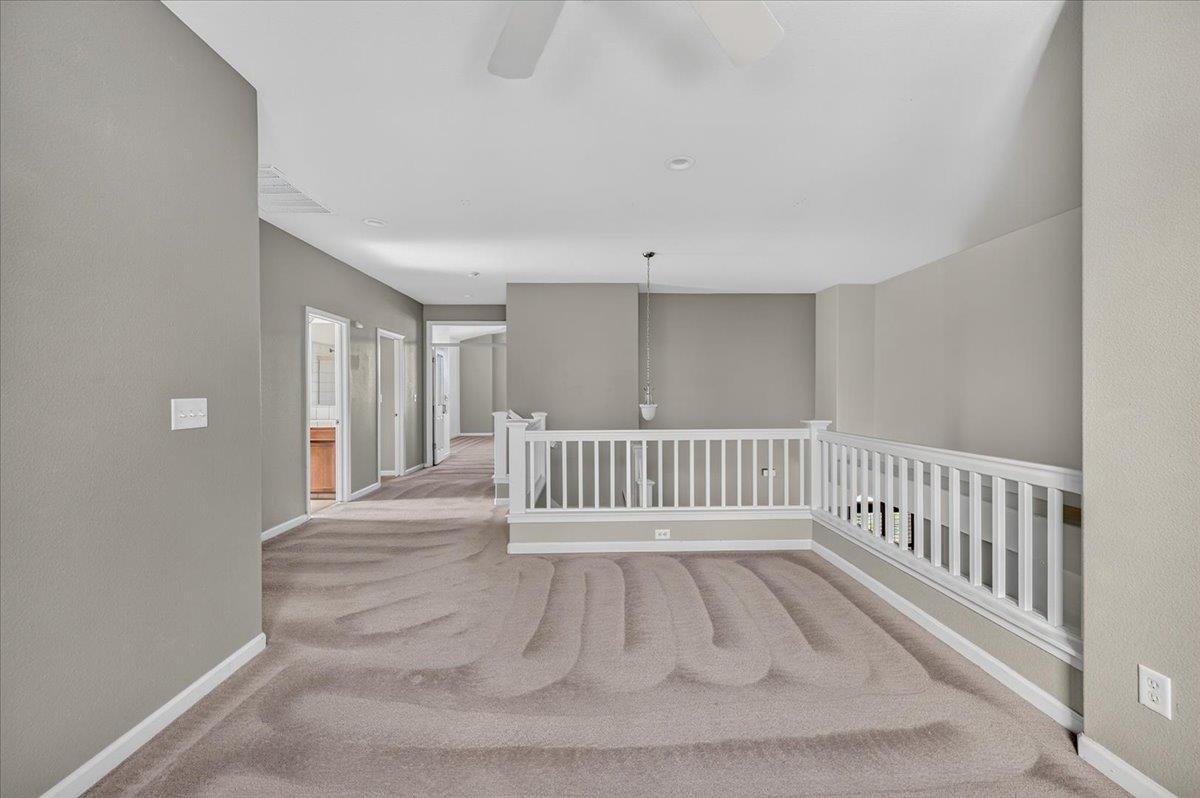 1114 E Oakmont Ave, Fresno, CA 93730