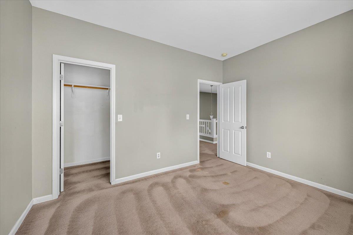 1114 E Oakmont Ave, Fresno, CA 93730
