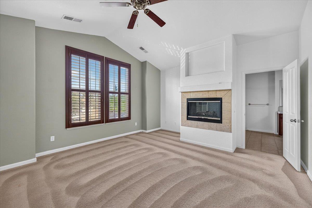 1114 E Oakmont Ave, Fresno, CA 93730