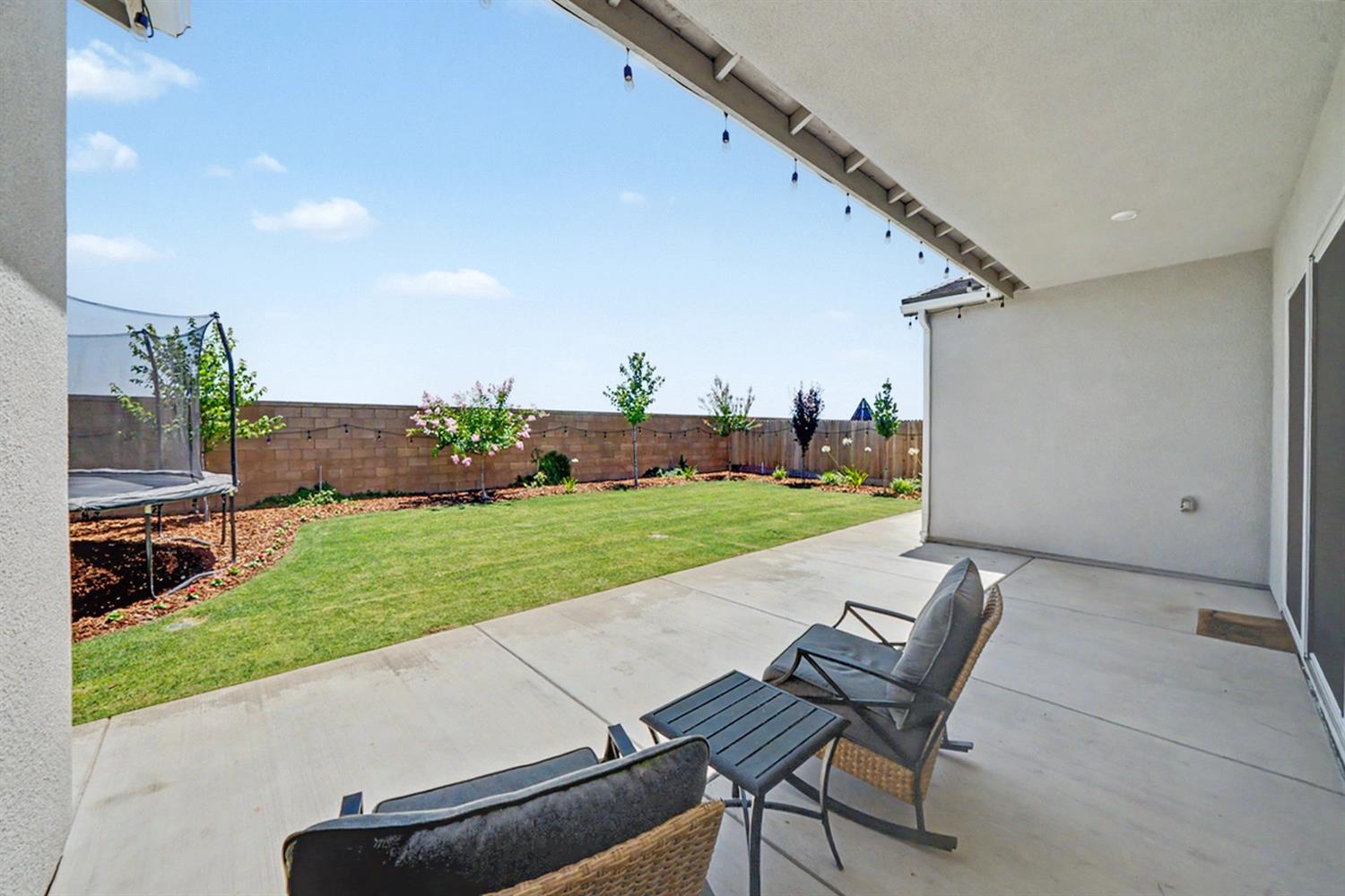 735 Traverse Dr S, Madera, CA 93636