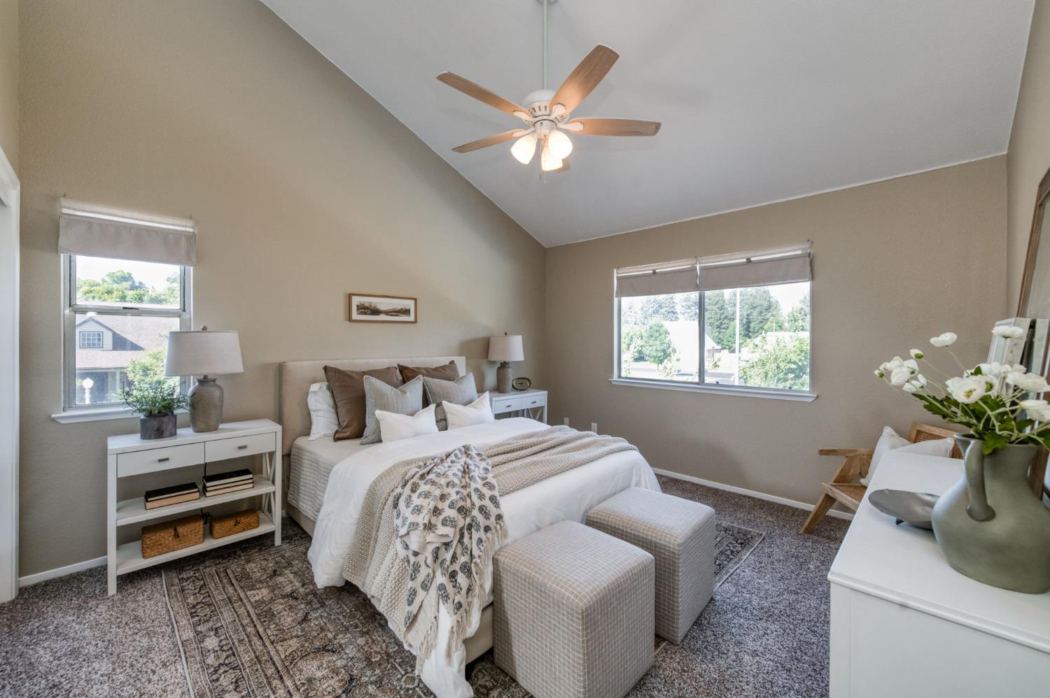 1061 N Adler Ave, Clovis, CA 93611