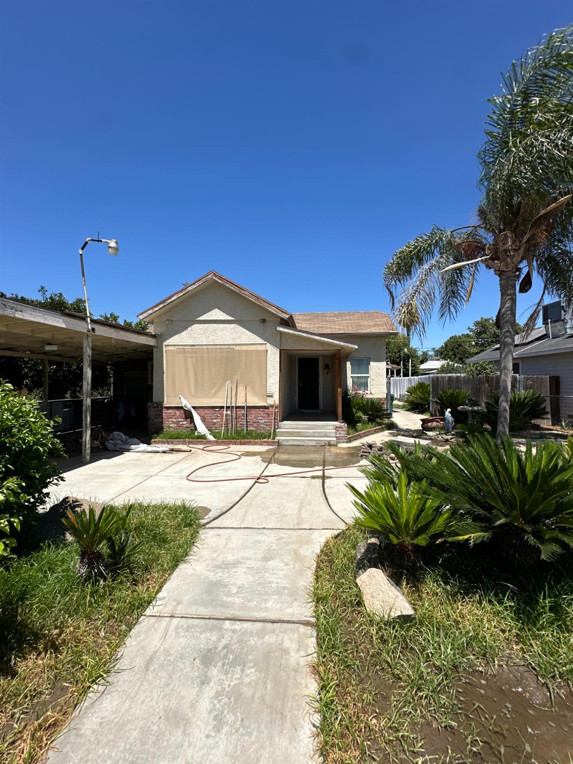 1734 Sylvia St, Selma, CA 93662