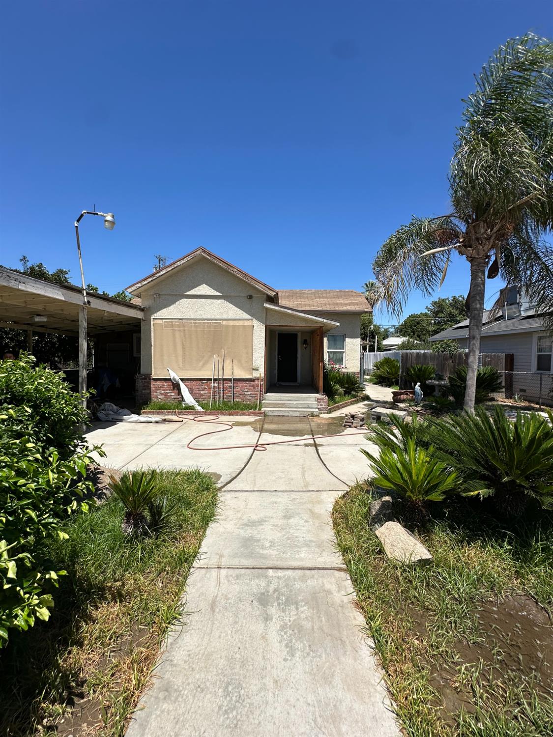 1734 Sylvia St, Selma, CA 93662