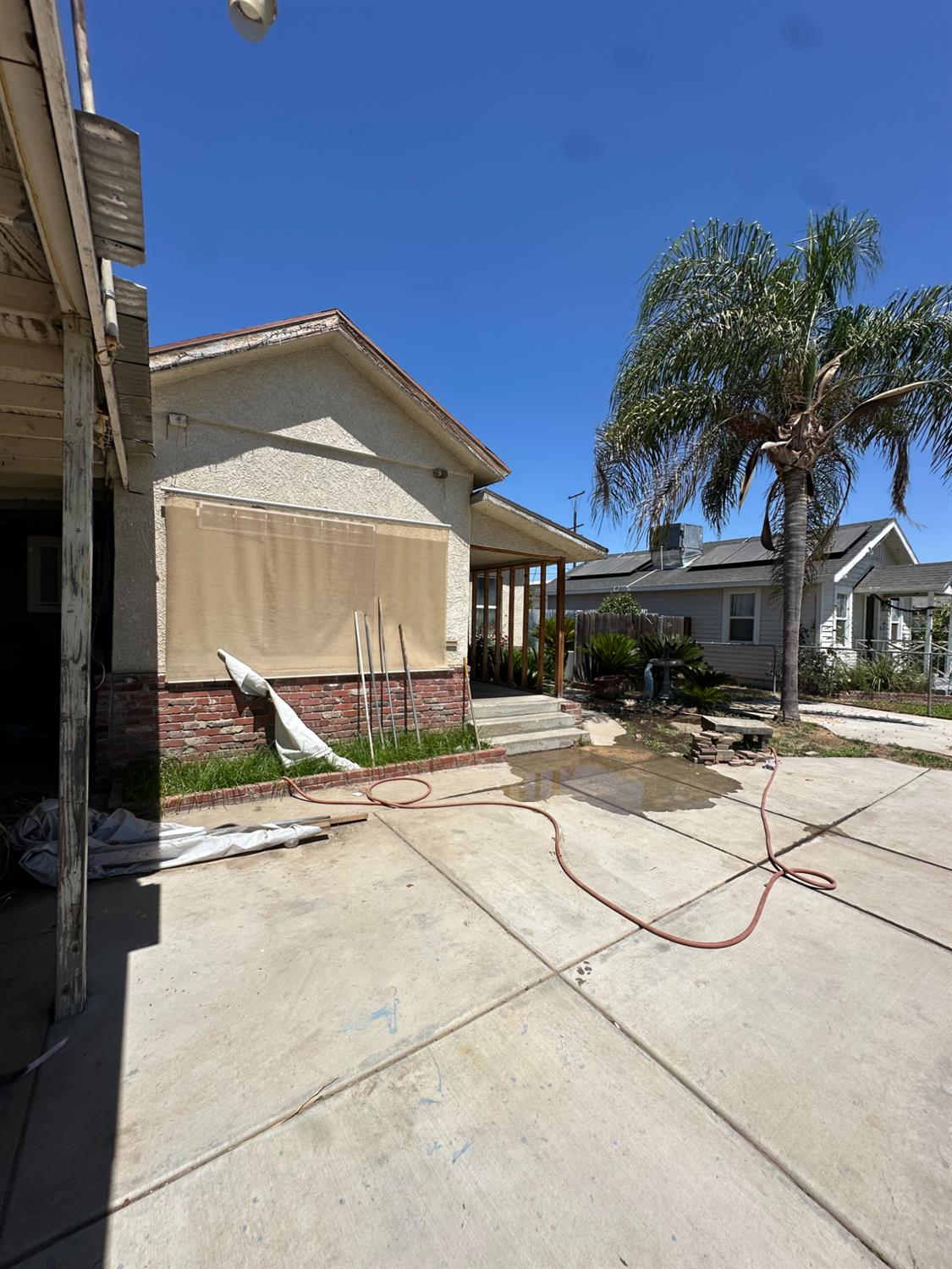 1734 Sylvia St, Selma, CA 93662