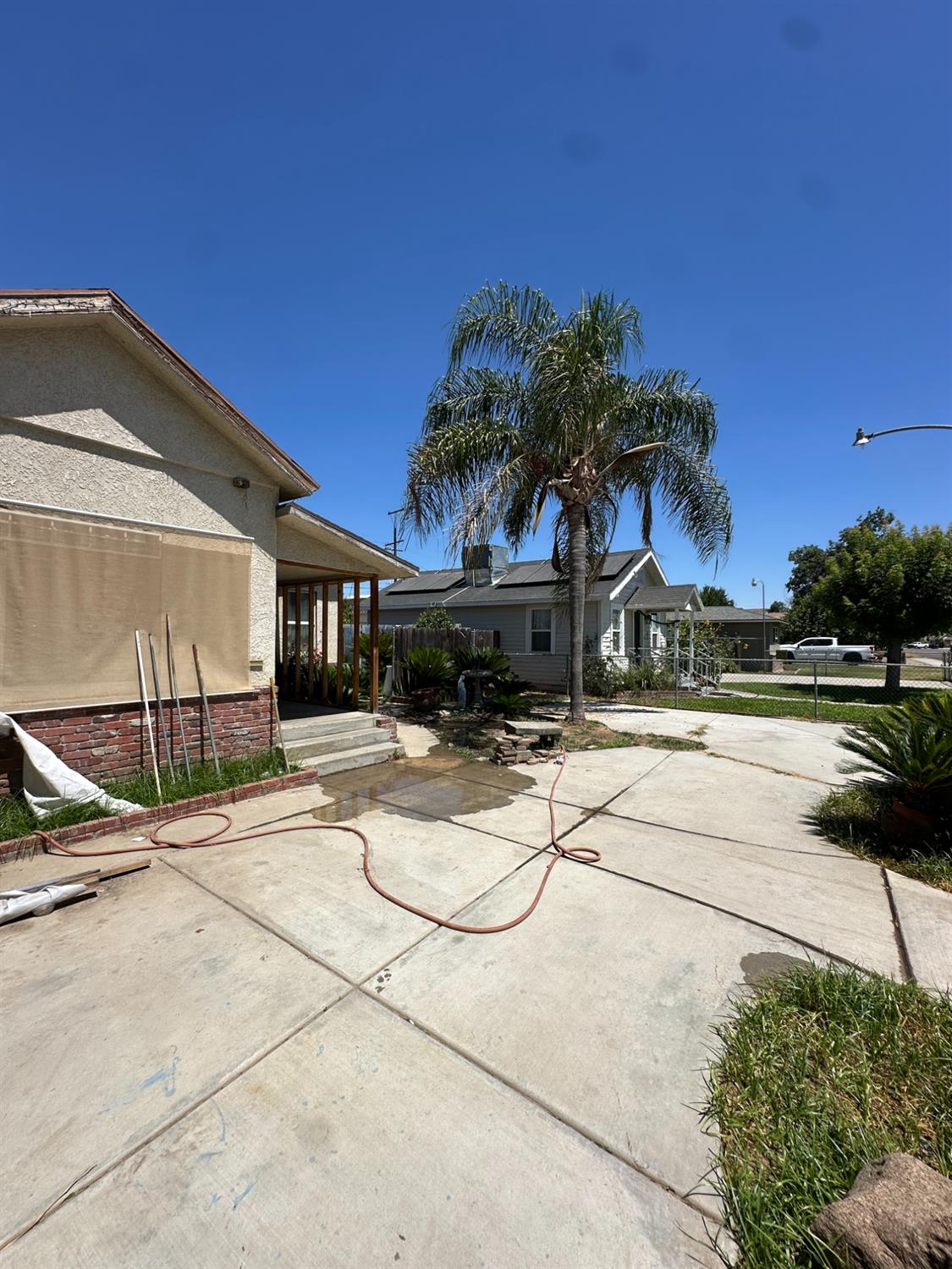 1734 Sylvia St, Selma, CA 93662