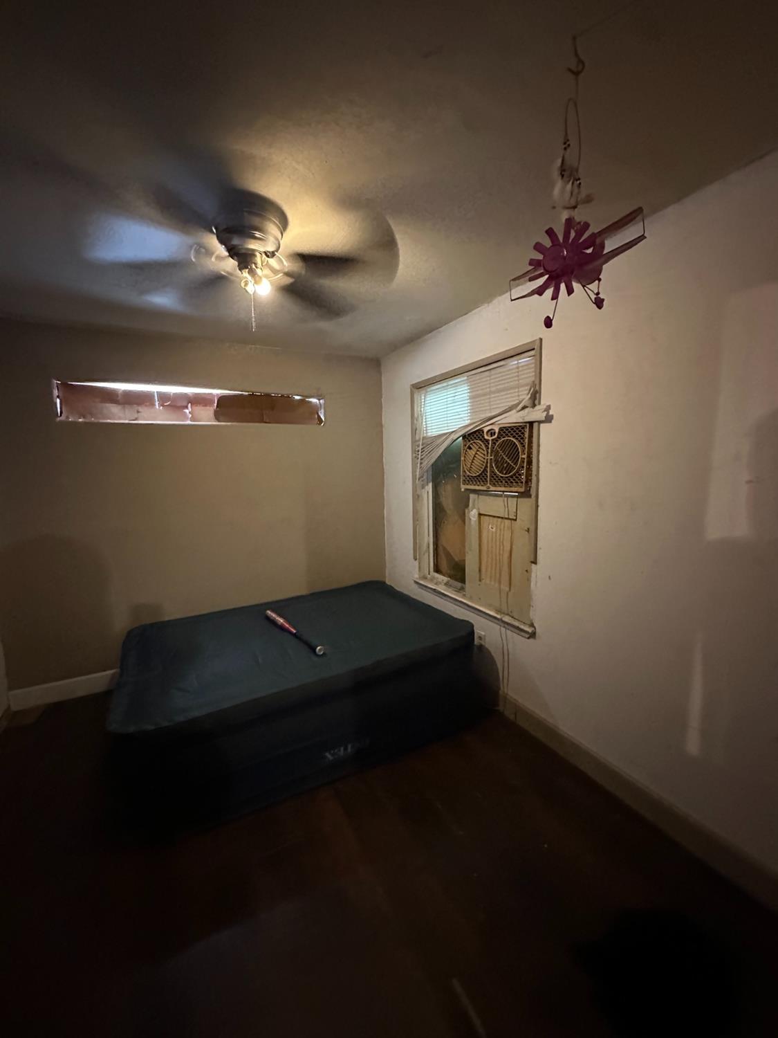 1734 Sylvia St, Selma, CA 93662
