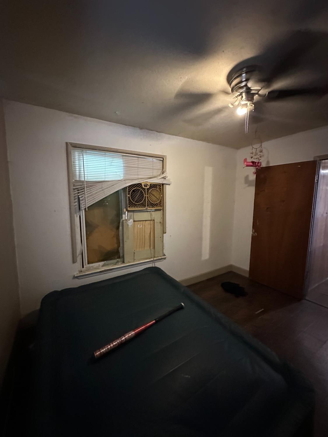 1734 Sylvia St, Selma, CA 93662