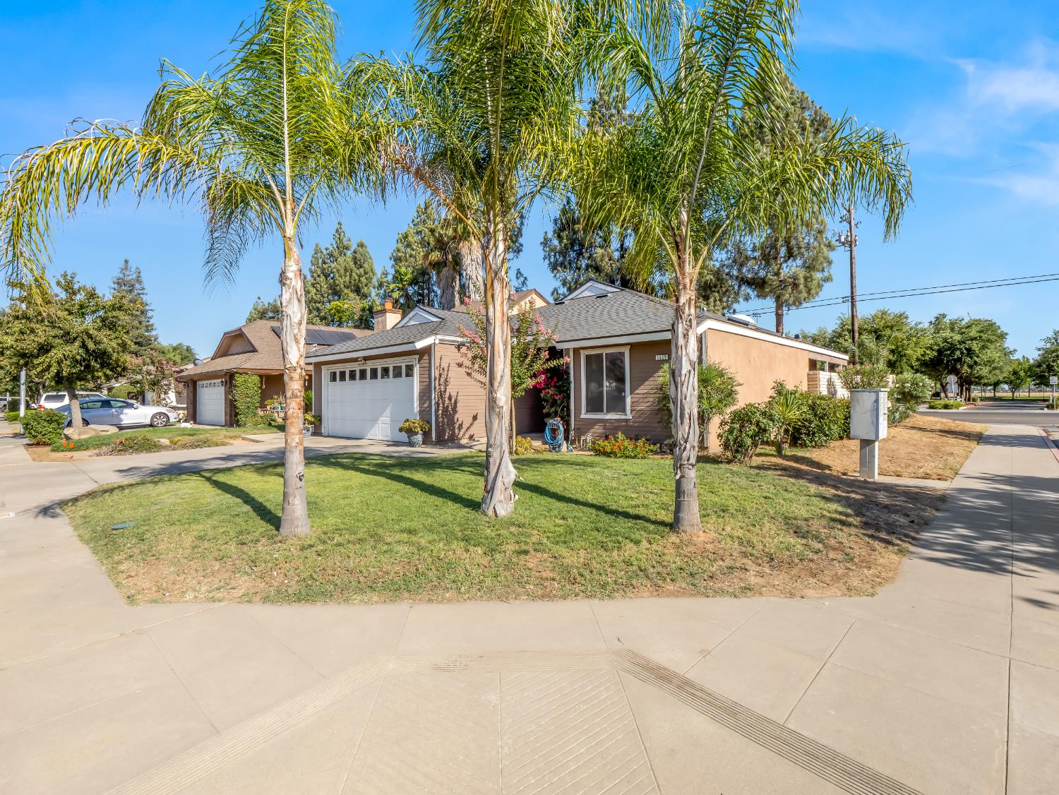 3669 W Terrace Ave, Fresno, CA 93722