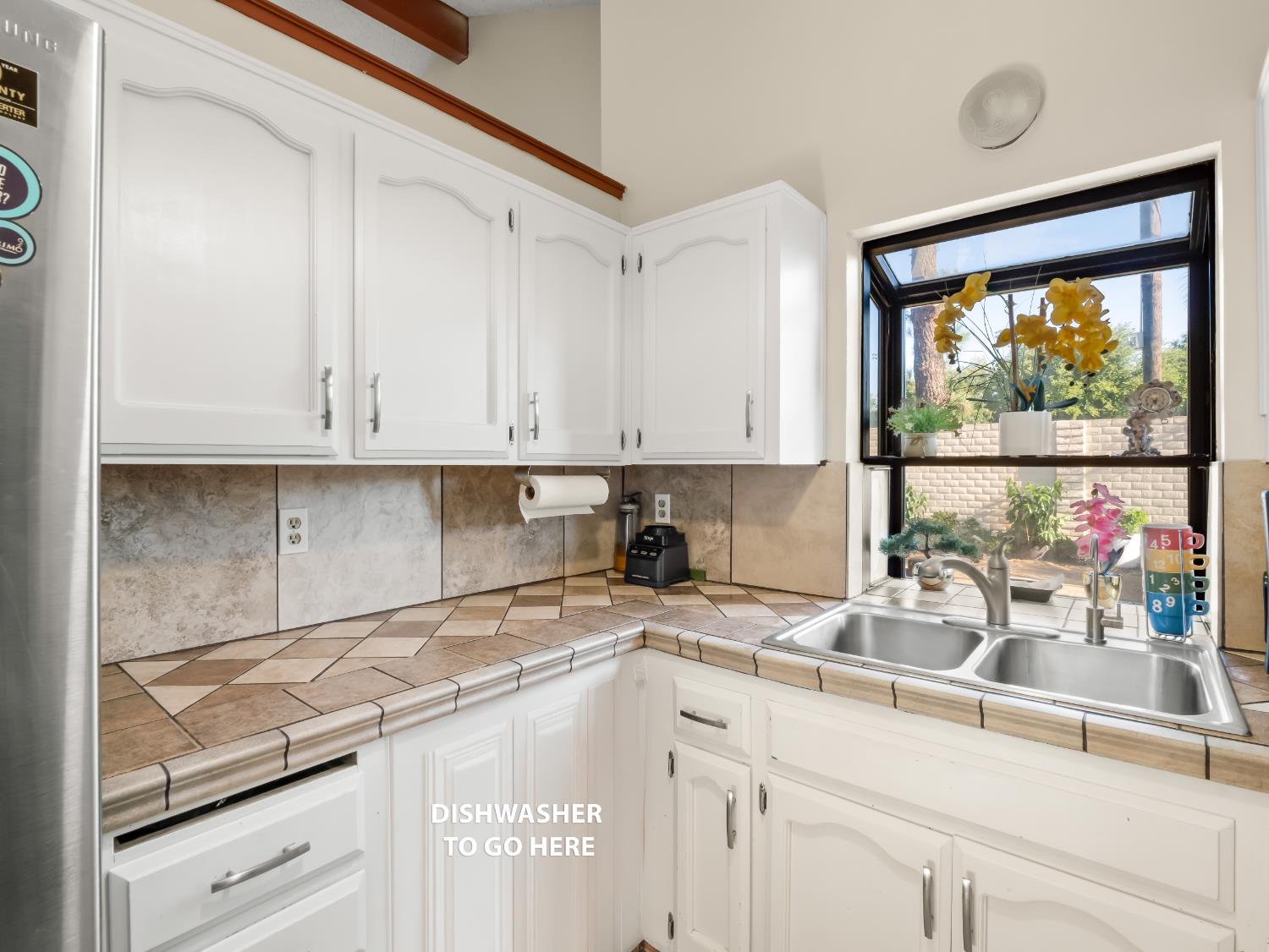 3669 W Terrace Ave, Fresno, CA 93722