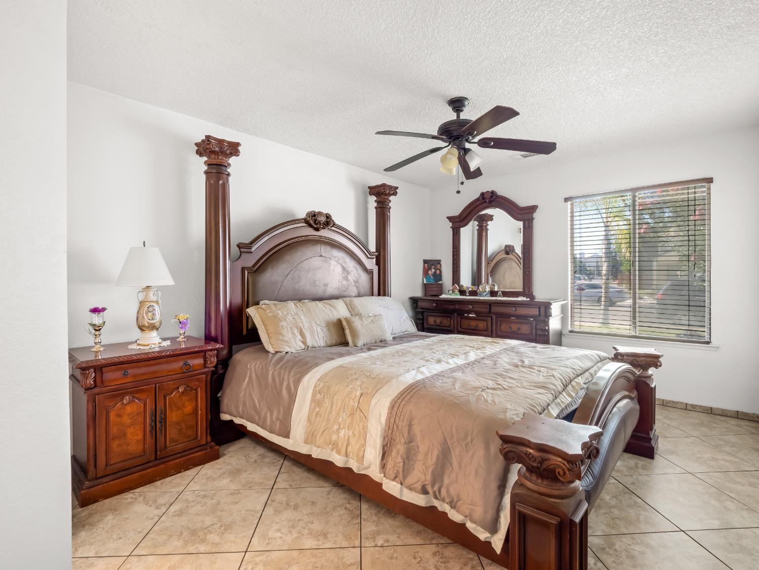 3669 W Terrace Ave, Fresno, CA 93722