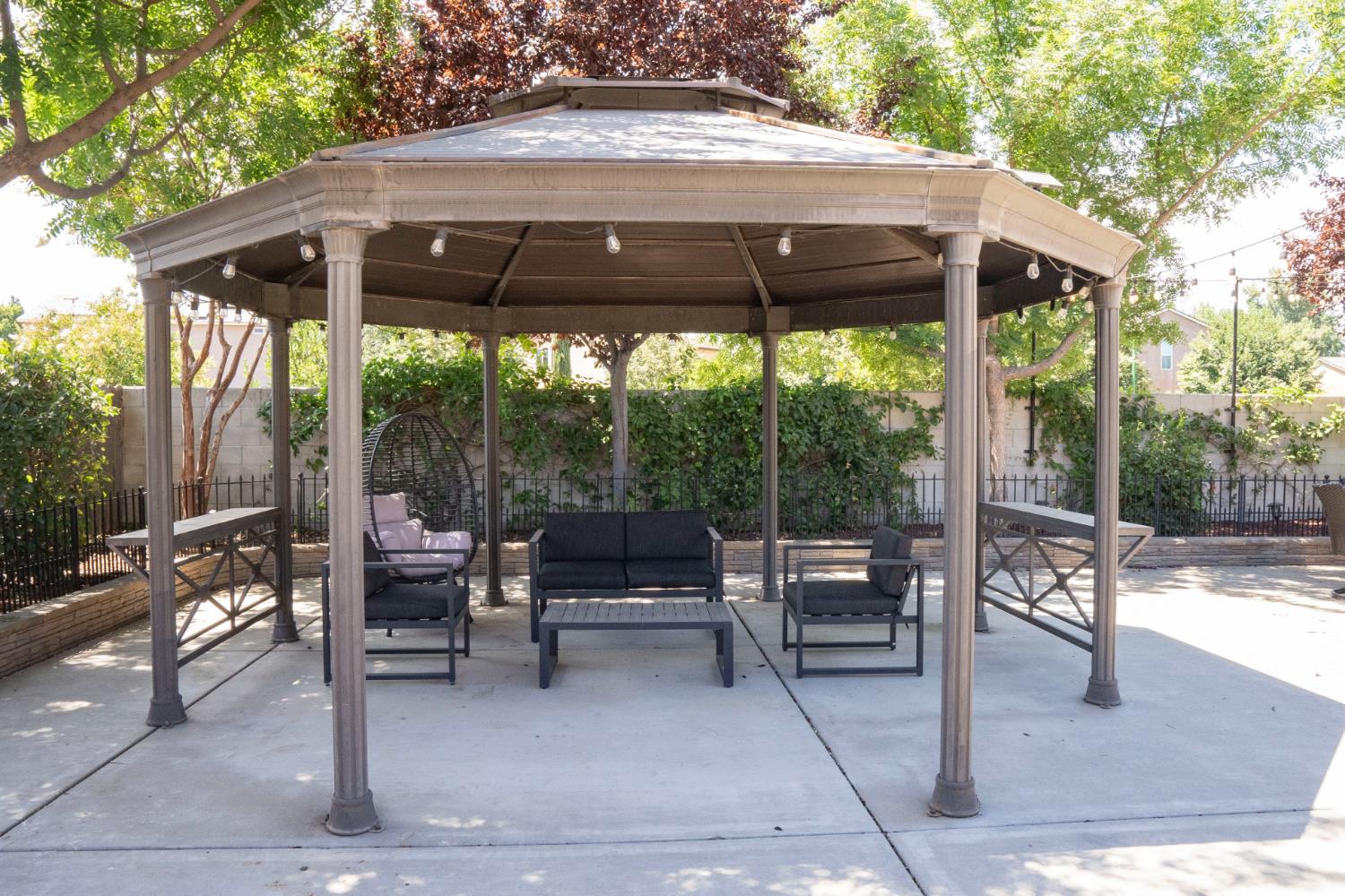 5837 E Platt Ave, Fresno, CA 93727