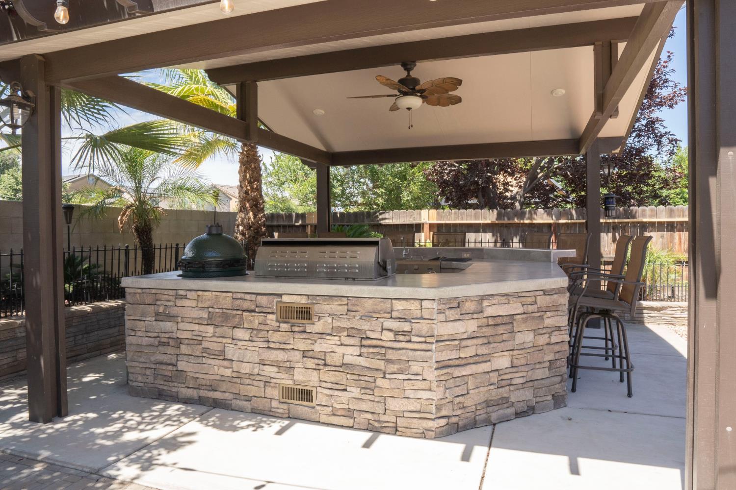 5837 E Platt Ave, Fresno, CA 93727